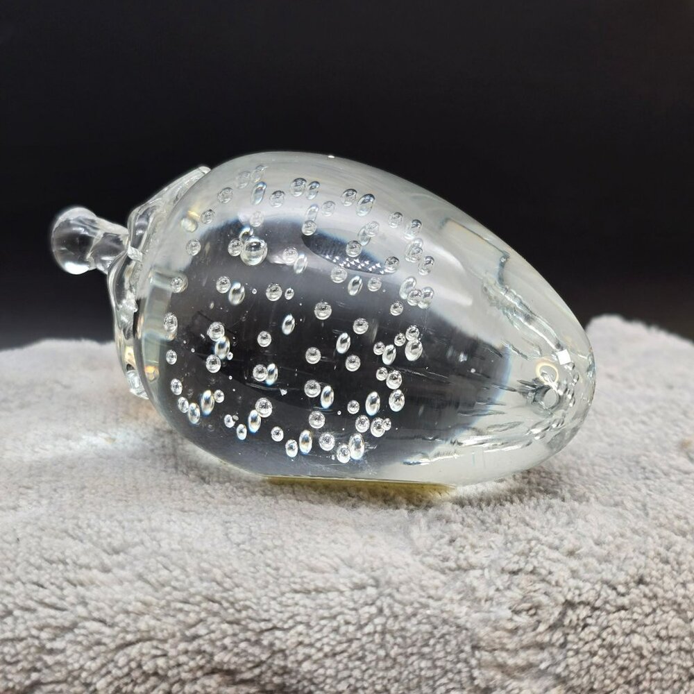 Glass Strawberry Paperweight Crowning Touch Collection Bubble Design VL4058
